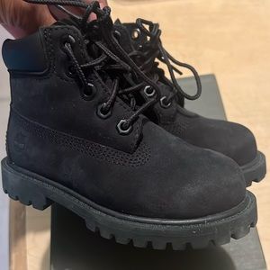 Black Timberland boots for toddler size 8.